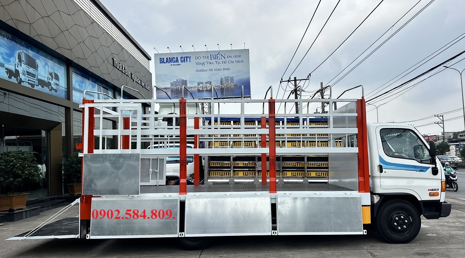 xe tải mui bạt có bửng nâng